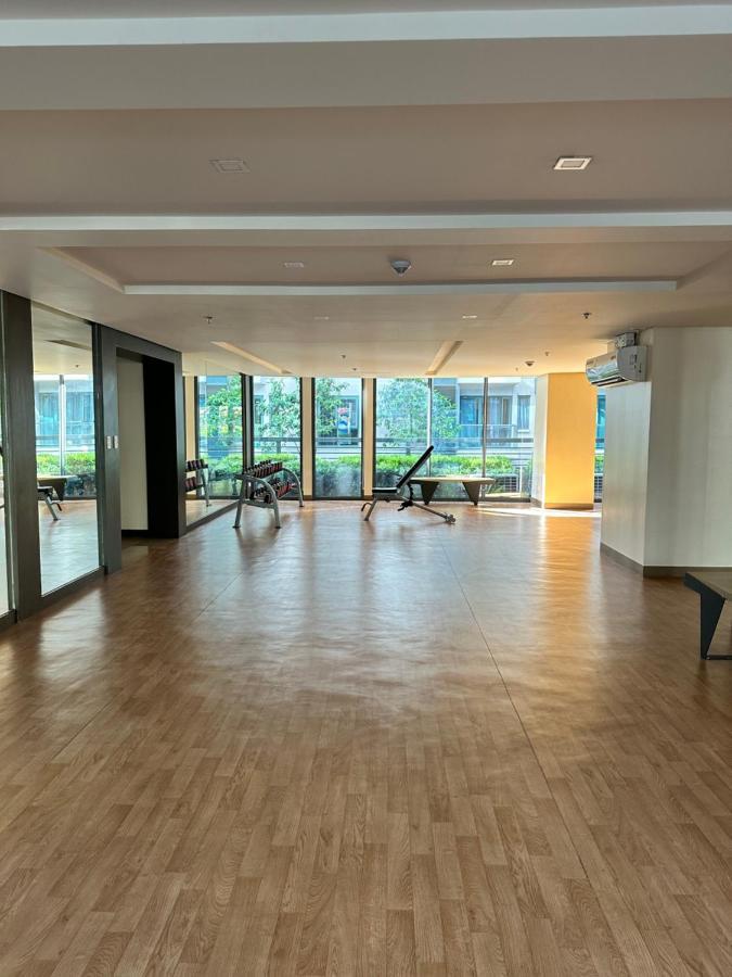 81 Newport Condominium Cluster 5 3A By Rechelle Nunag ปาไซ ภายนอก รูปภาพ